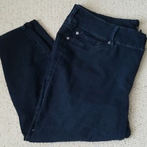 26S Torrid Dark Wash Jeggings